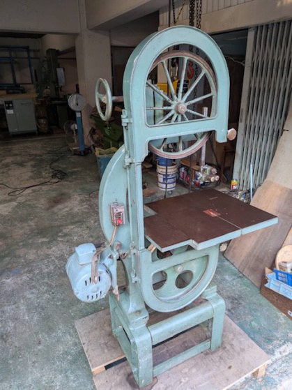 横井マーキュリー16インチ中古バンドソーNo-537の左側面
