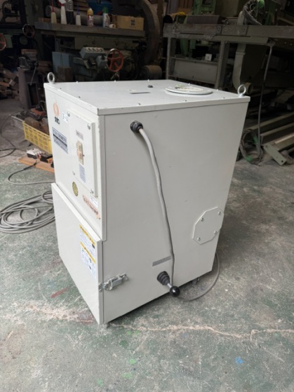 中古販売の新東工業ダスミック EXI-400HB（No-490）の側面と外観